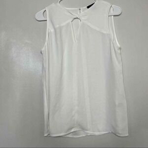 HALOGEN Women's Sleeveless Top White Keyhole Neckline‎ Blouse Size S
